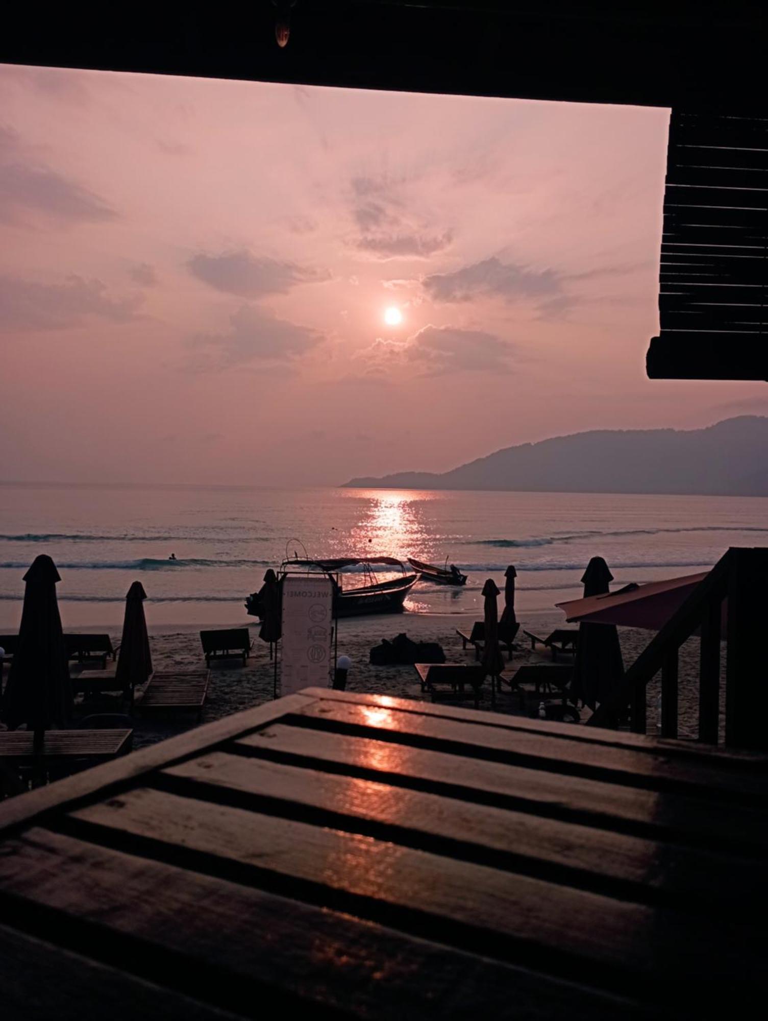 Seahorse Diver Guesthouse Kampong Pasir Panjang  Ngoại thất bức ảnh