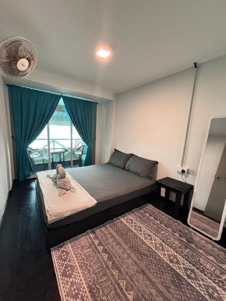 Seahorse Diver Guesthouse Kampong Pasir Panjang  Ngoại thất bức ảnh